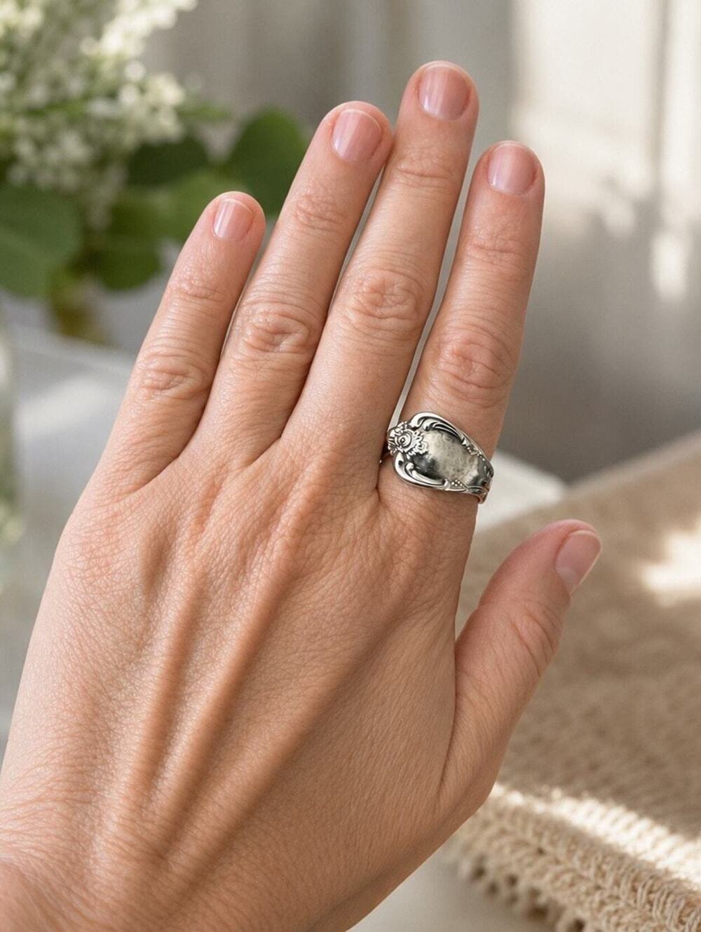 Handmade Silver Spoon Ring Vintage Floral Pattern Size 7.5 Approx
